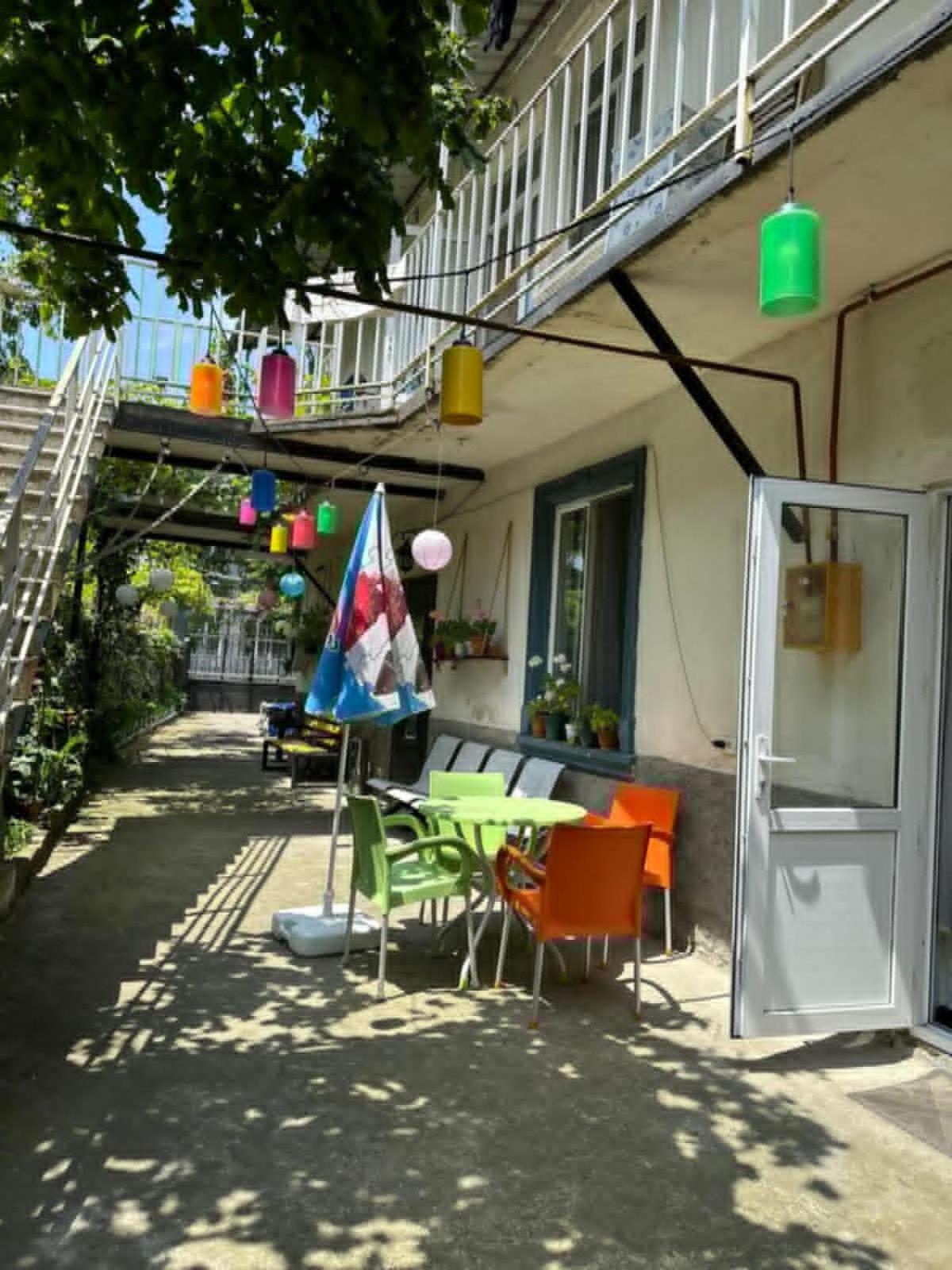 Guest House Barbi Batumi Exteriör bild
